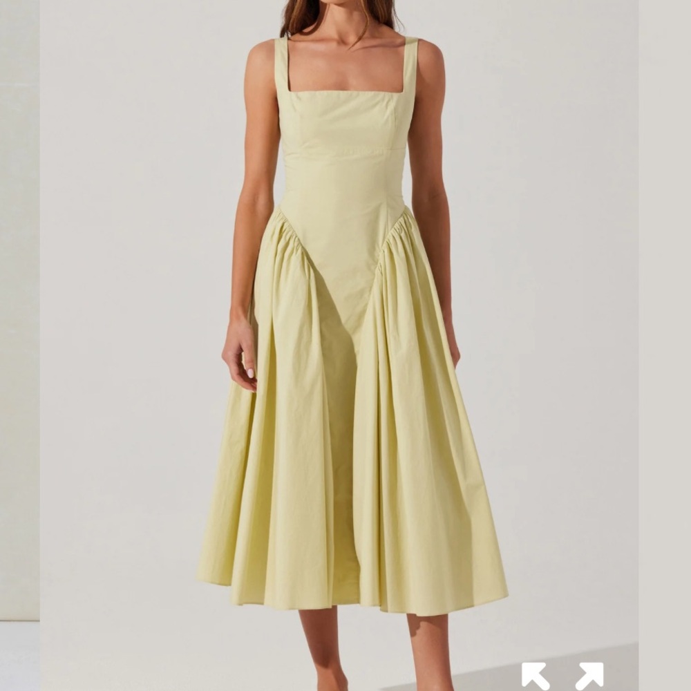 Astr the Label Vinya Poplin Drop Waist Dress - Pistachio